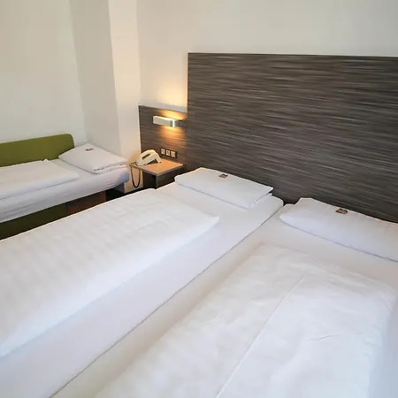 Am Zoo Hotel 3*