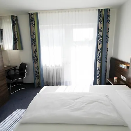 Hotel Am Zoo 3*